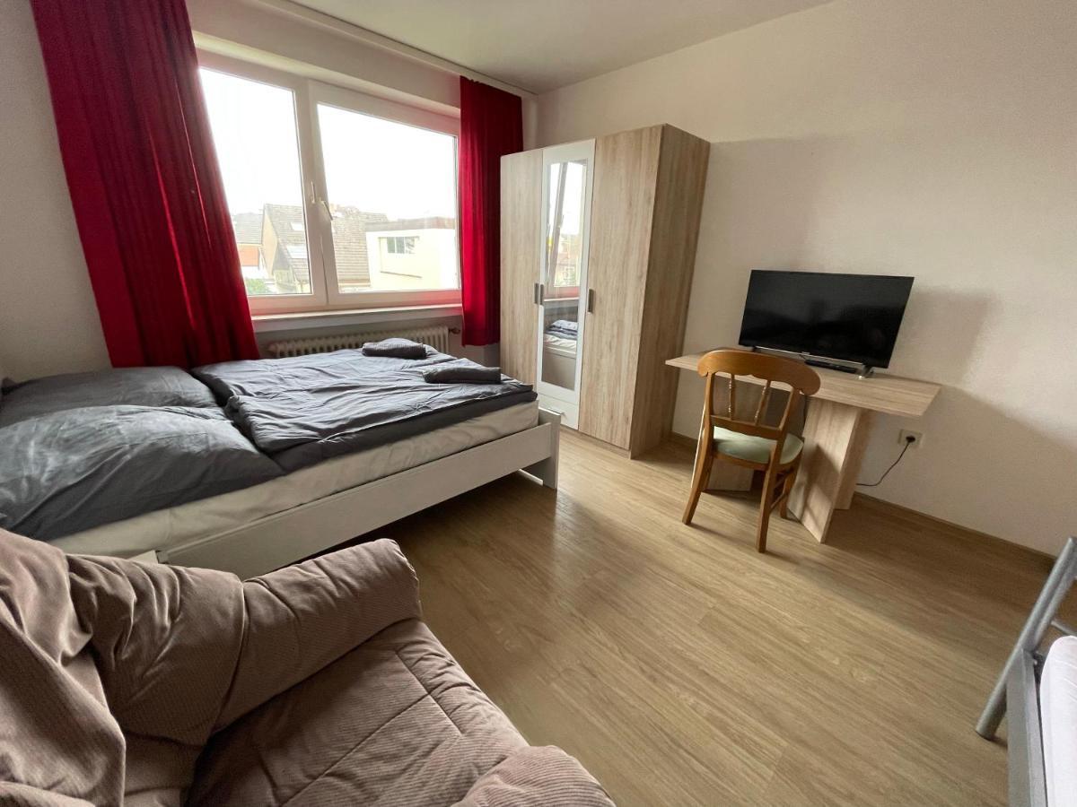 Schoene Einfache Ferienwohnung Mitten In Олденбург Екстериор снимка